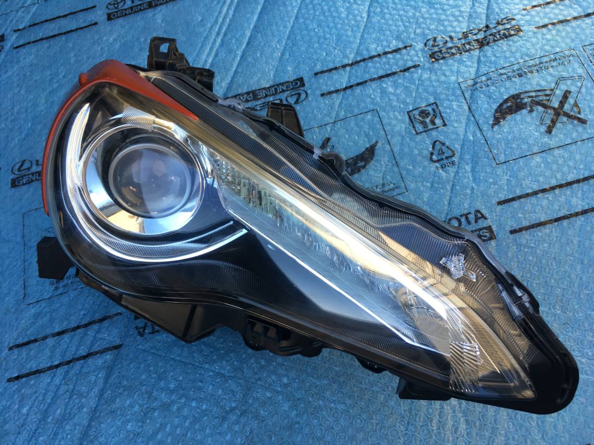 ZN6 ZC6 86 BRZ 純正 ヘッドライト光軸モーター レベライザー 左右
