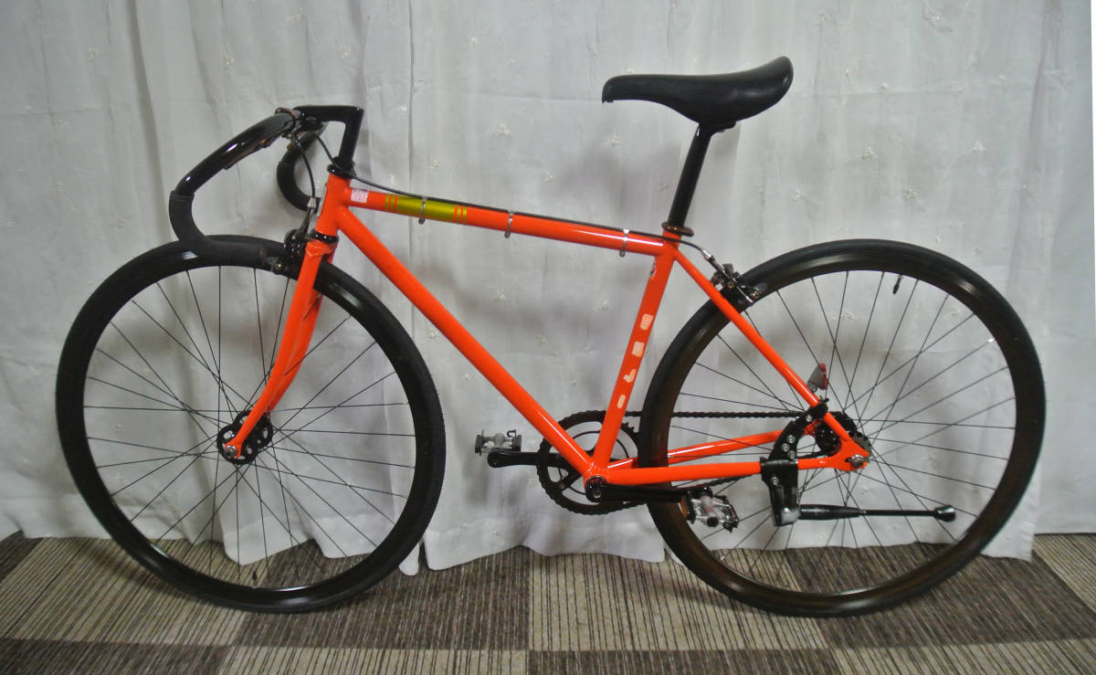 2025年モデルFUJI フェザーマッドオレンジカスタムピストバイク560mm