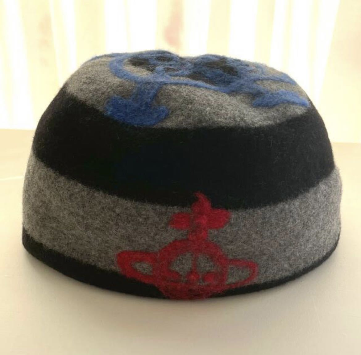ヴィヴィアンウエストウッド ベレー黒 Vivienne Westwood