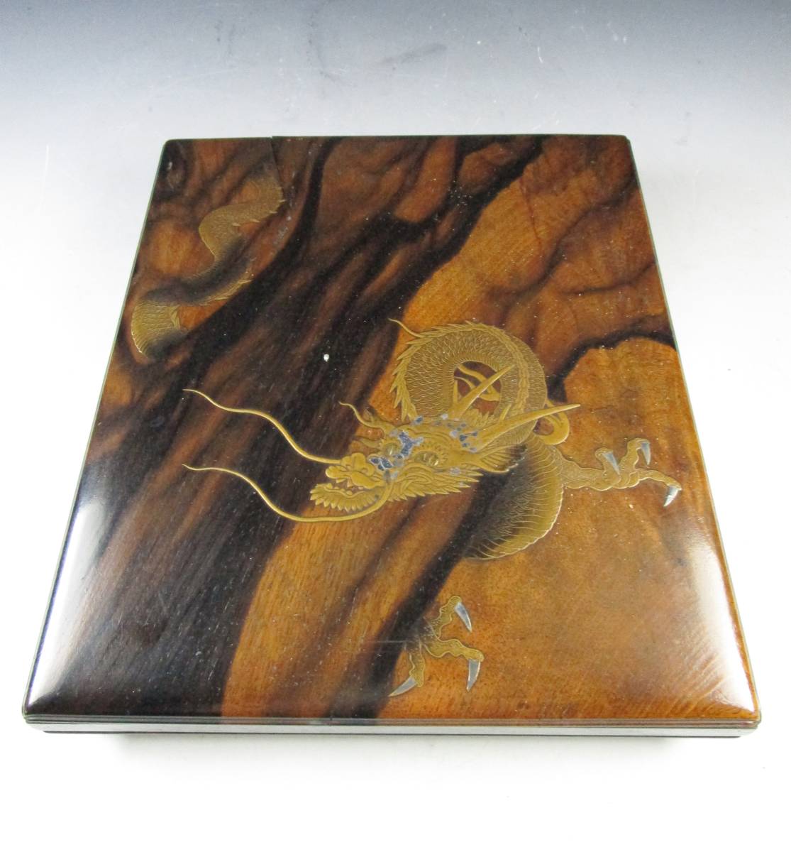 阡》時代 金蒔絵銀象嵌 梨子地 龍の図・水辺図 黒柿・唐木 硯箱 天下一  