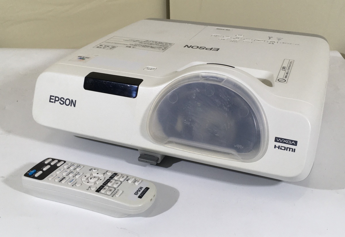 EPSON EB-535W プロジェクター デスクトップ型超短焦点 リモコン付属