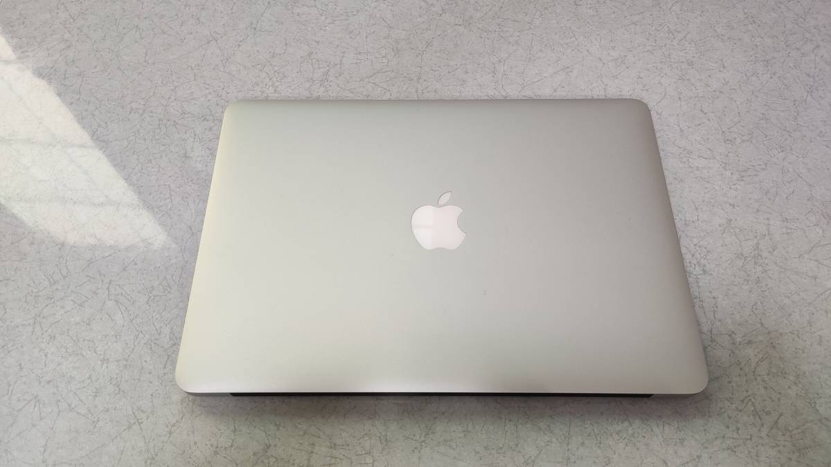 ジャンク】MacBook Air (13.3インチ， Early 2015)/Core i7-5650U/8GB
