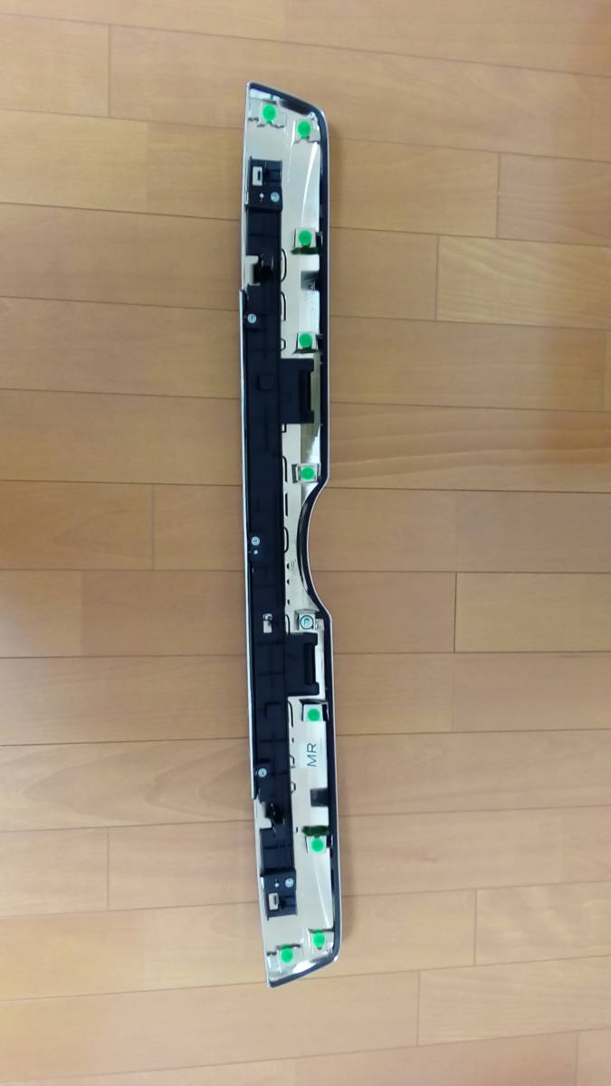 トヨタランドクルーザー バックドア プラド 後ろ 電動パワーバックドア