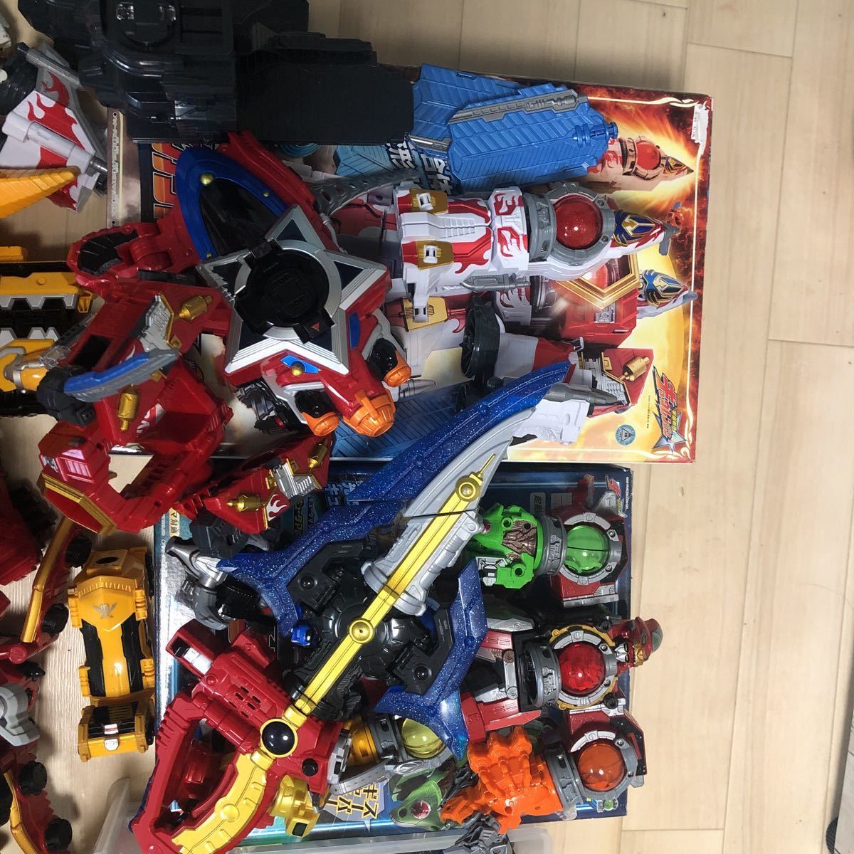 スーパー戦隊 おもちゃまとめ(ジャンク)(戦隊シリーズ)｜売買された