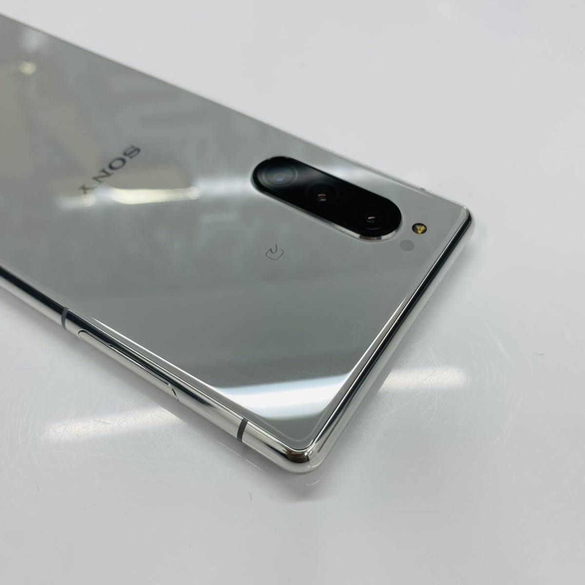 Sony Xperia 5 SO-01M Simフリーホワイト