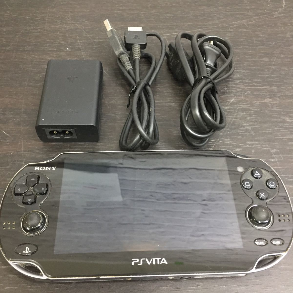 2047-3076 SONY PS VITA PCH-1100 ジャンク扱い シリアルコード削れ に