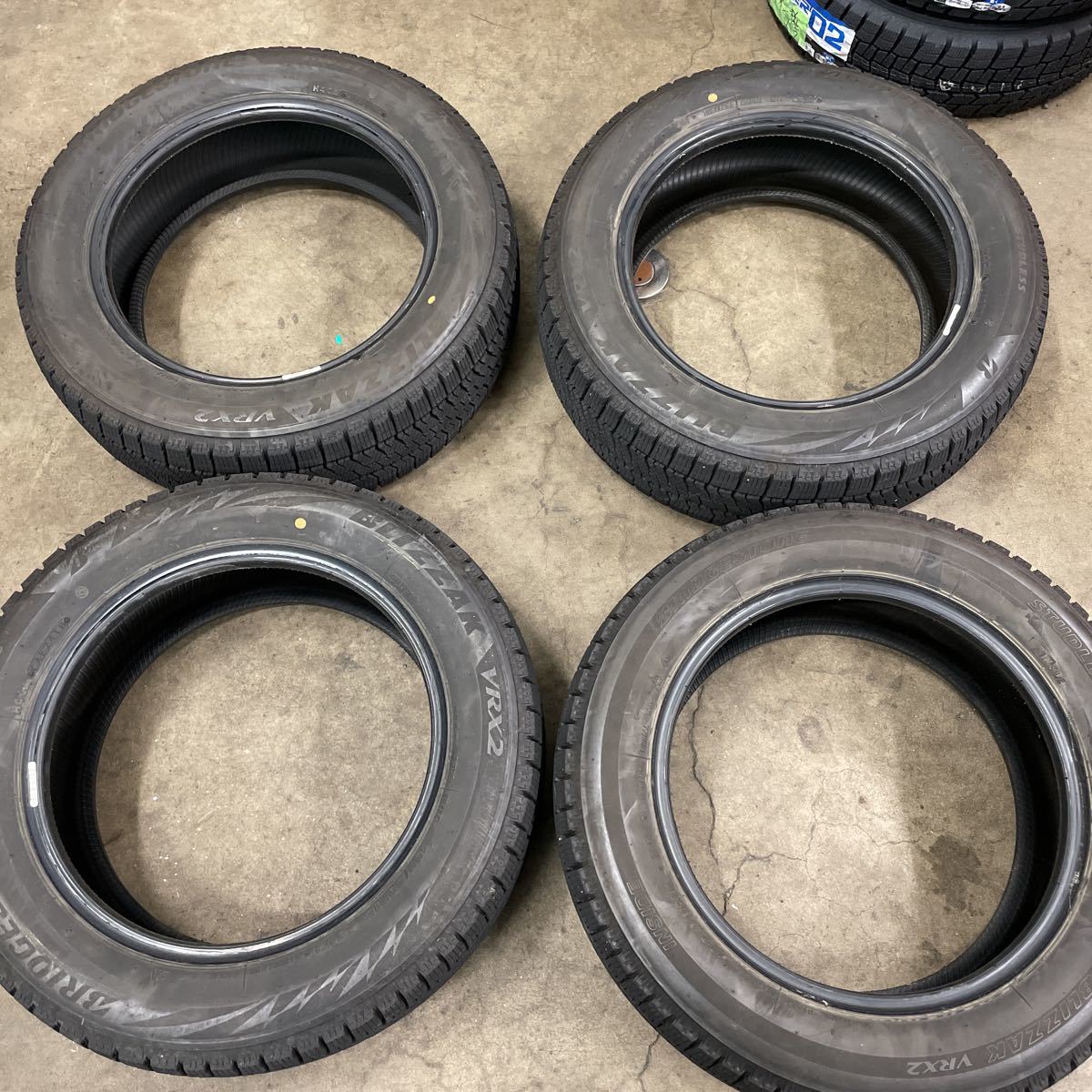 ブリヂストン BLIZZAK vrx2 VRX2 185⁄60r15の通販 スタッドレス 185 
