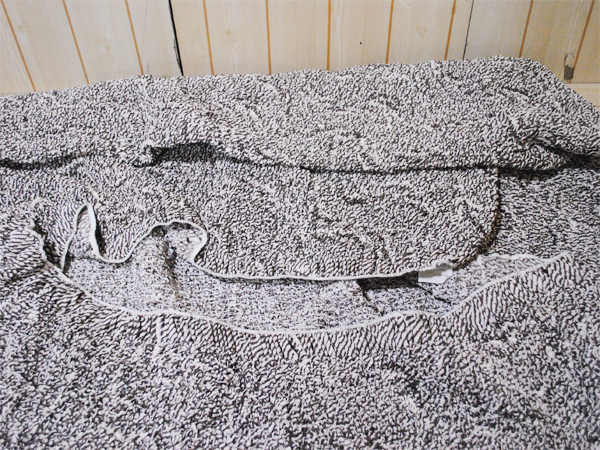 ジャパンインターリビング●ソファカバー イタリア製 シャーリング生地 通気性 年中快適 3人掛け/ブラウン/1円スタート/ZS_2