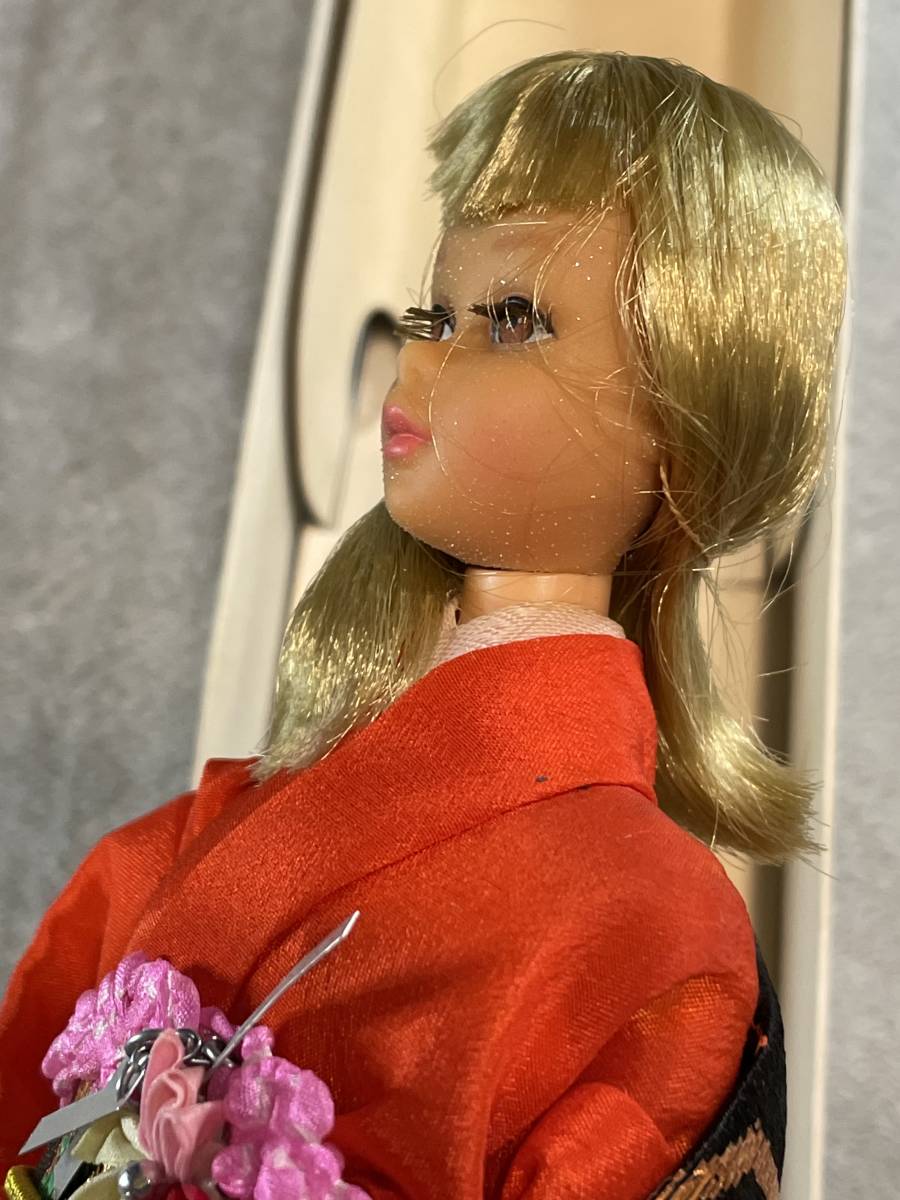 FR2230 バービー フランシー 人形 着物(シリーズコレクション)｜売買