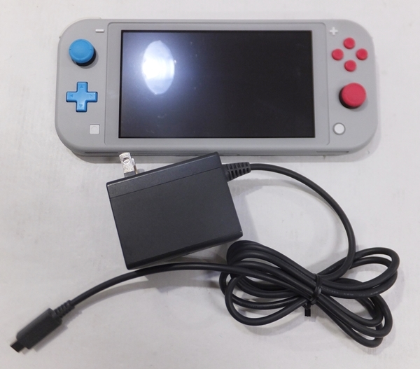 【簡易動作確認済】Nintendo Switch Lite ザシアン・ザマゼンタ 簡易動作確認済/箱無】Nintendo Switch Lite ザシアン・ザマゼンタ