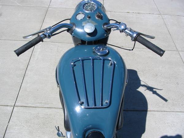 1952年製 トライアンフ6Tサンダーバードです。Triumph Thunderbird