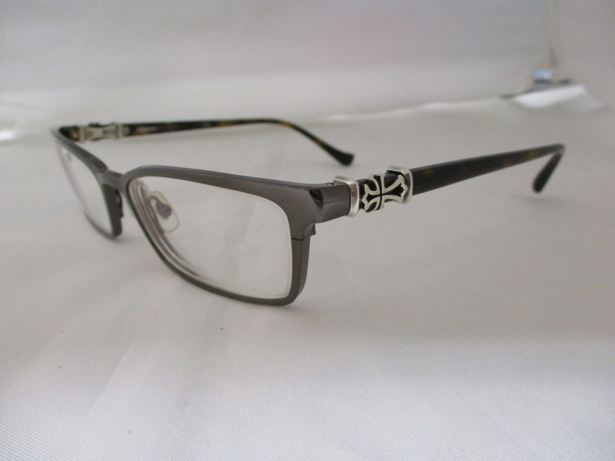 【美品中古】クロムハーツ　CHROME HEARTS　メガネ・眼鏡　ケース付き　※度入りレンズ