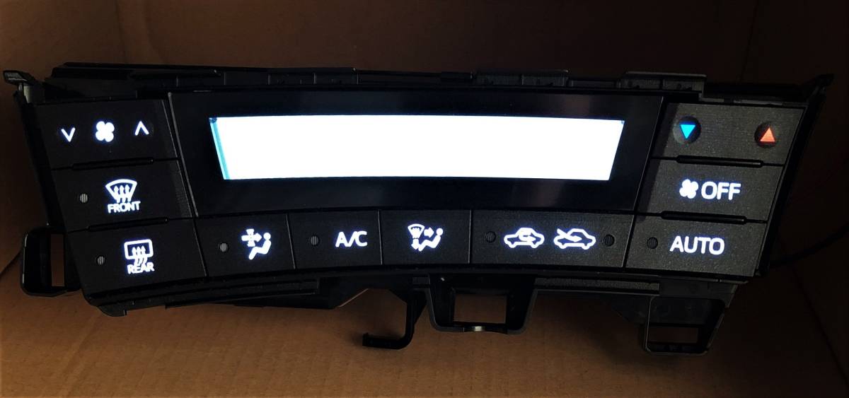 トヨタ プリウス ZVW30 後期 LED打ち換え済み エアコンパネル☆ 55900  