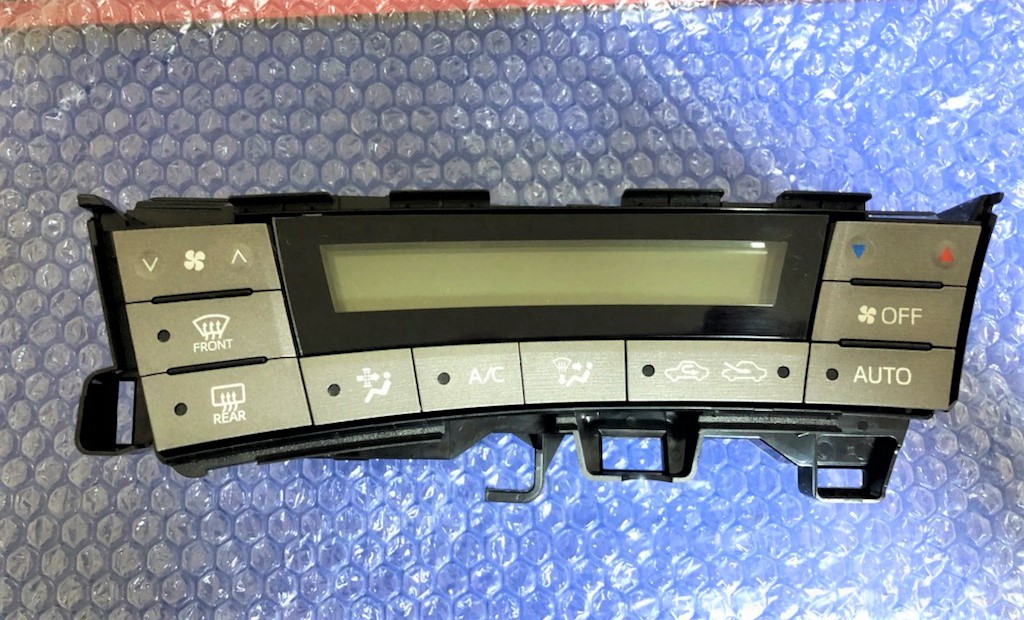 トヨタ プリウス ZVW30 後期 LED打ち換え済み エアコンパネル☆ 55900  