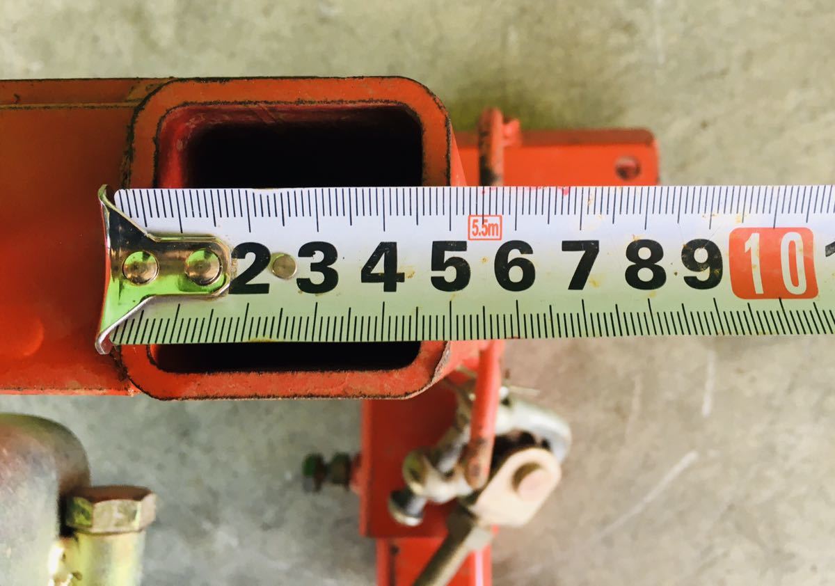 トラクター　ロータリー用片培土器取付反転金具③ 中古_5