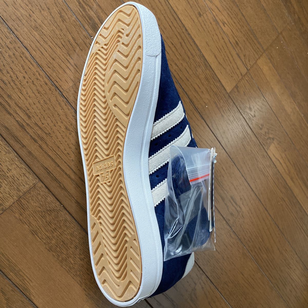 新品・未使用】adidas GRNSTAR 26.0cm ORIGINALS スエード 替え紐つき 