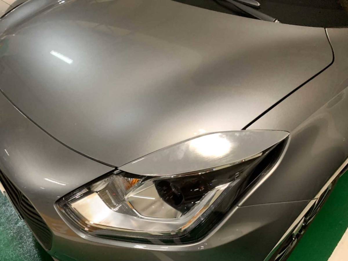 車 ZC33S 純正アイライン プレミアムシルバーメタリック
