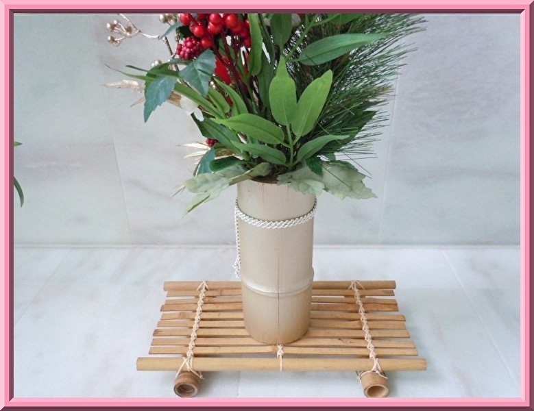 格安 アートフラワー 造花 高さ50cm 椿 梅 松竹梅 和風アレンジ お正月飾り 和室や床の間のインテリアフラワーに ジャパニーズデザイン アレンジメント 売買されたオークション情報 Yahooの商品情報をアーカイブ公開 オークファン Aucfan Com