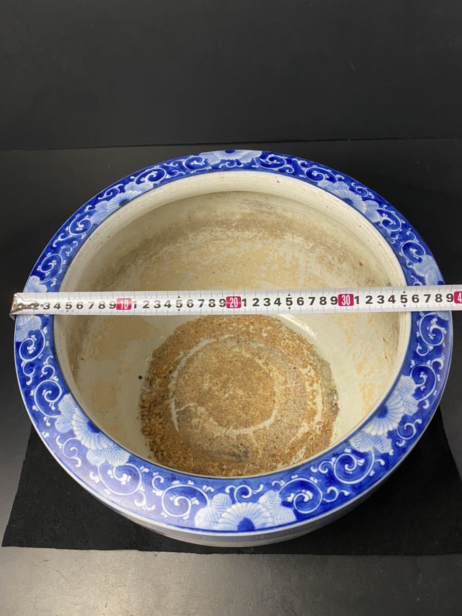 AZ863] 染付 火鉢 伊万里 金魚鉢 メダカ鉢 睡蓮鉢 インテリア 鉢 古民