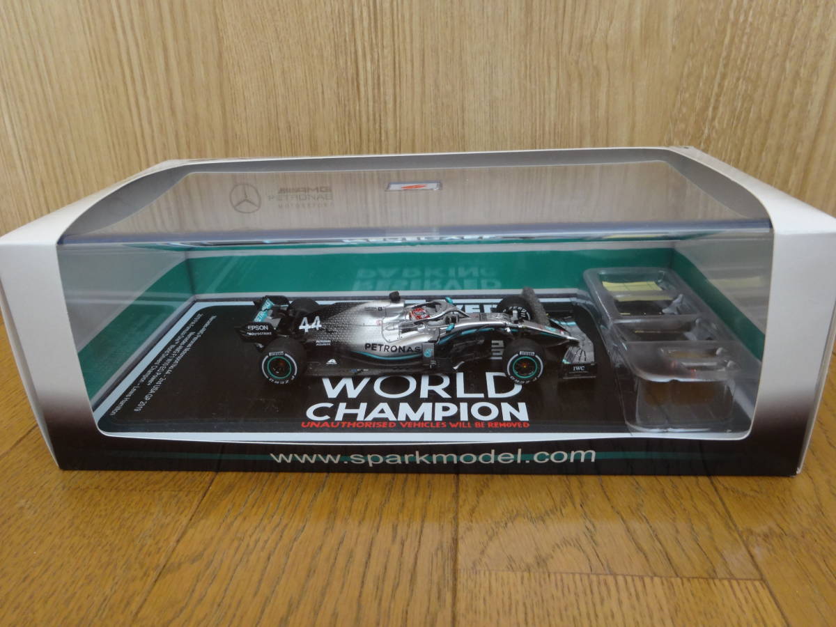 1/43 SPARK スパークモデル メルセデスAMG F1 W10 #44 L・ハミルトン 