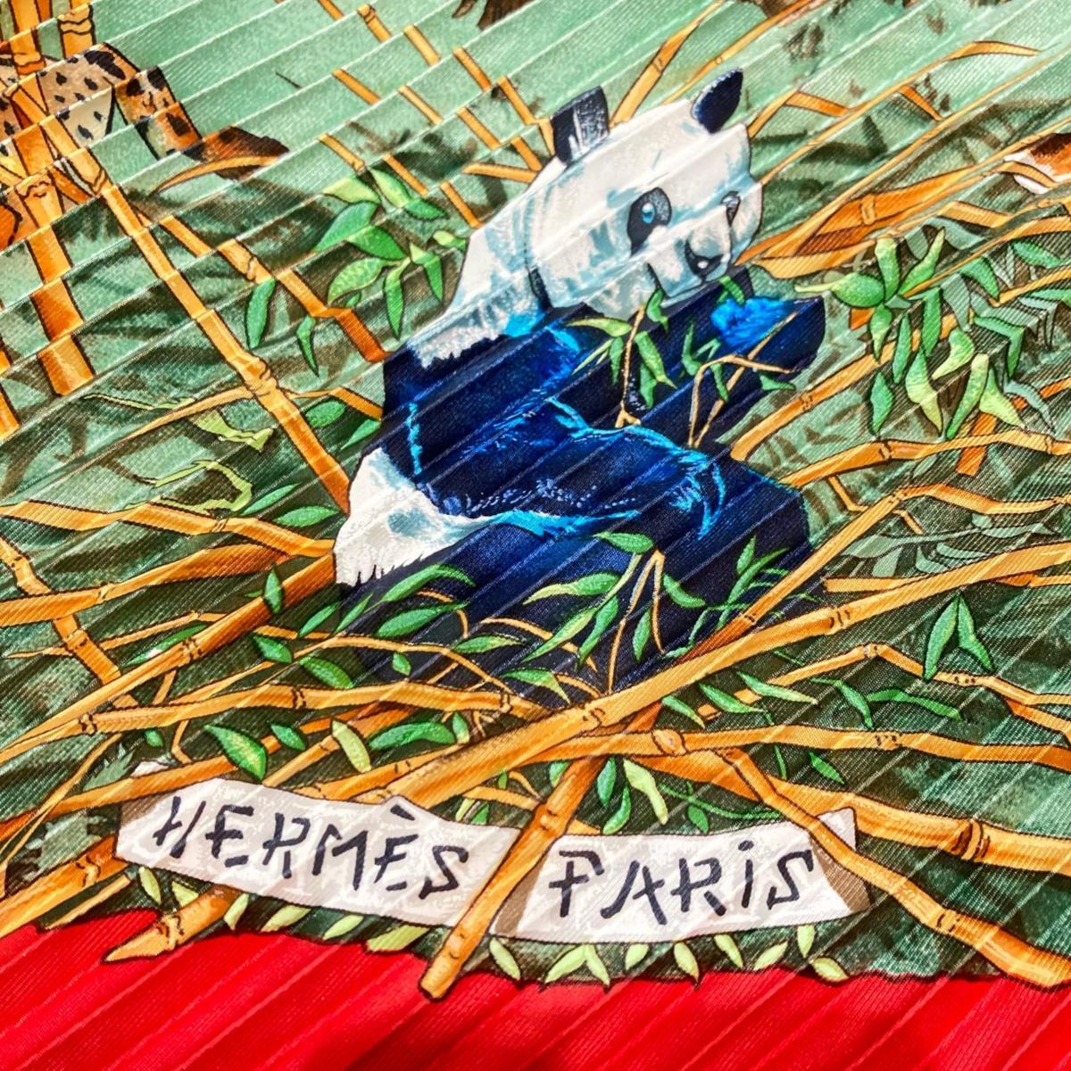 HERMES エルメス プリーツスカーフ 動物 赤系 シルク100% 箱あり 