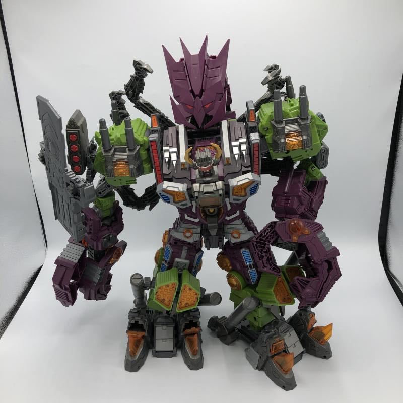 Maketoys MCB-03 パンディナス メガザラック似 Scorponok Citybot