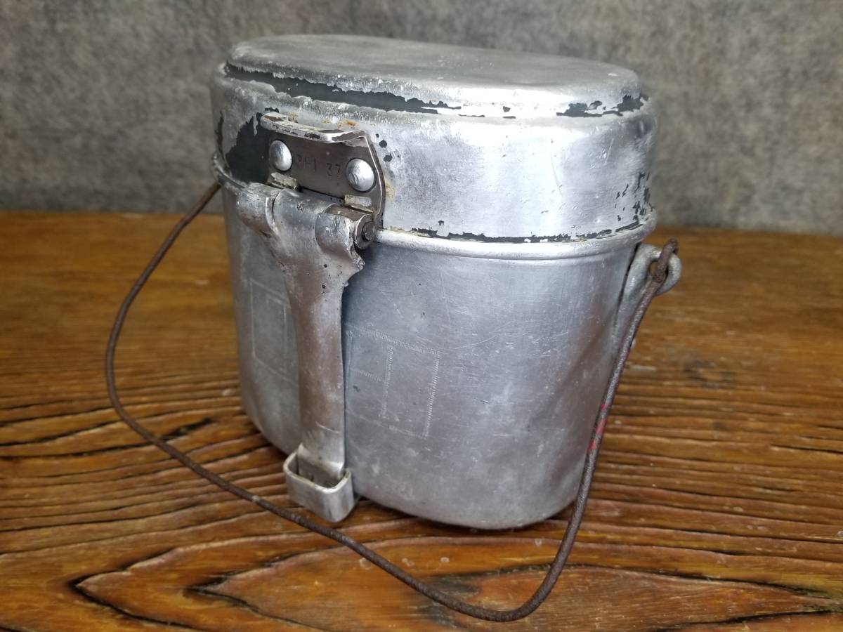 ドイツ軍 飯盒 飯盒さストラップ ドイツ軍 飯盒 メスキット (1