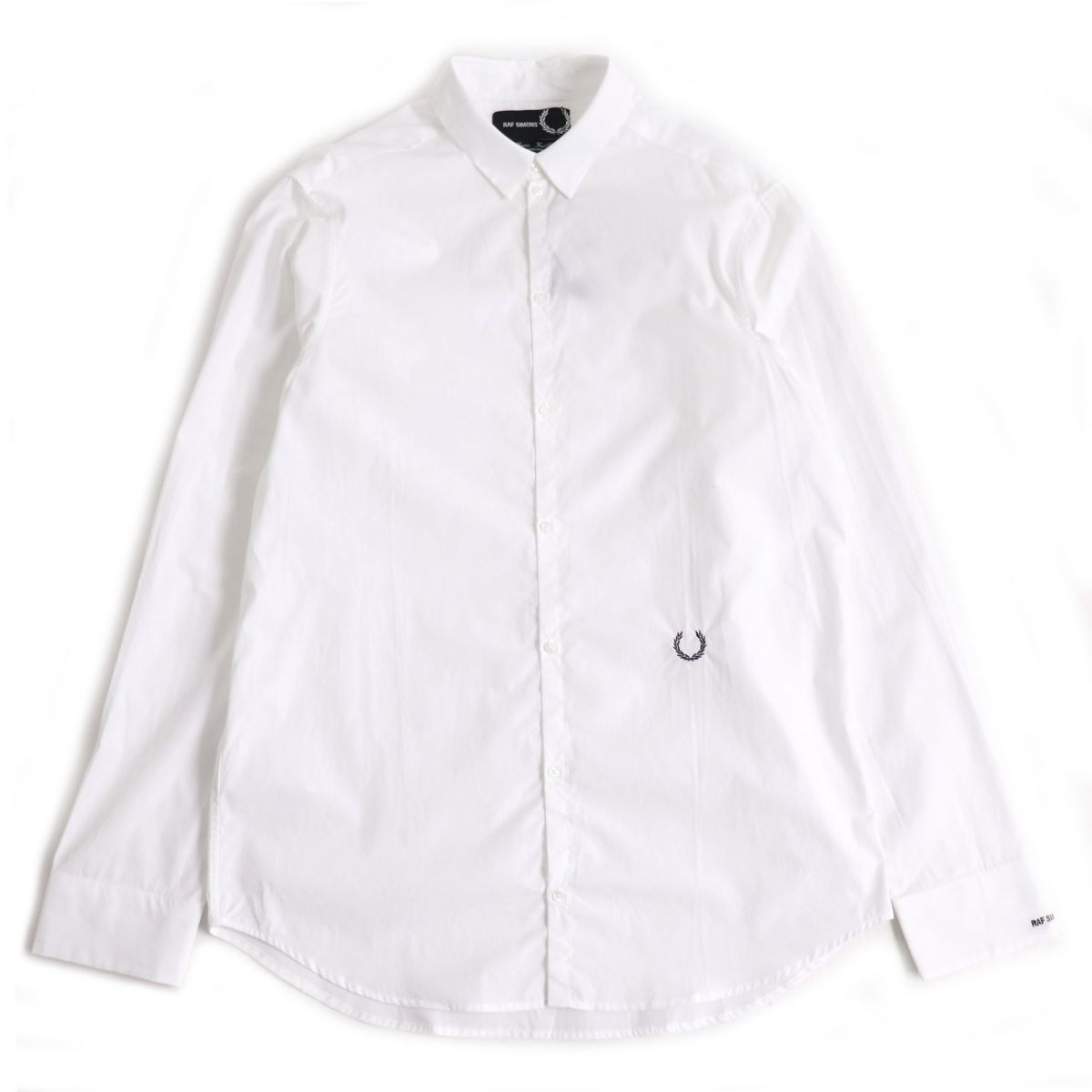 SALE，豊富な 品 定価￥27 500 ラフシモンズ&times;フレッドペリー SM9047 スリムフィット ロゴ刺繍 EMBROIDERED CUFF SHIRT 長袖シャツ XS ホワイト(長袖シャツ)｜売買されたオークション情報、yahooの商品情報をアー トップス