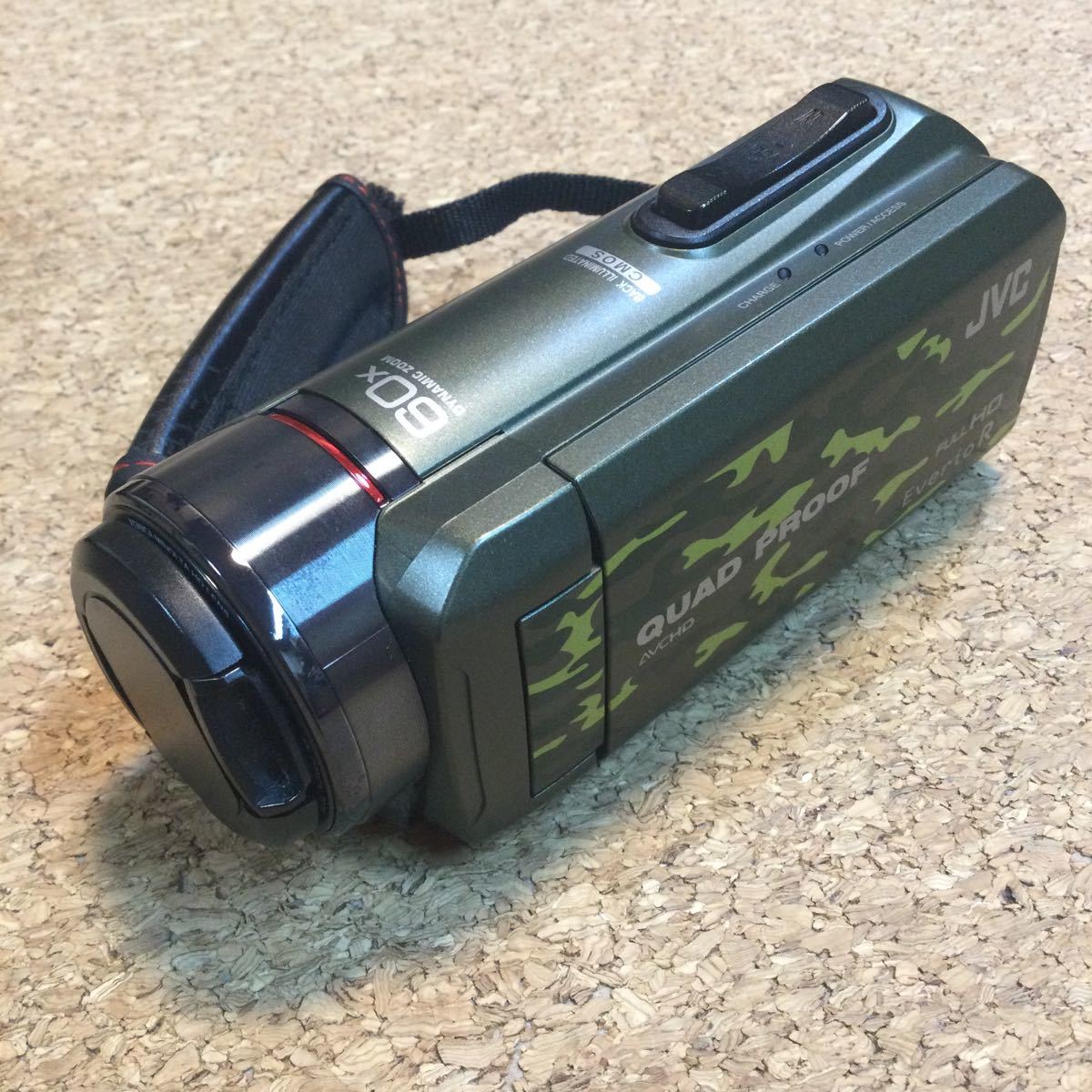 JVCケンウッド　Everio GZ-R400-G 美品・送料込み