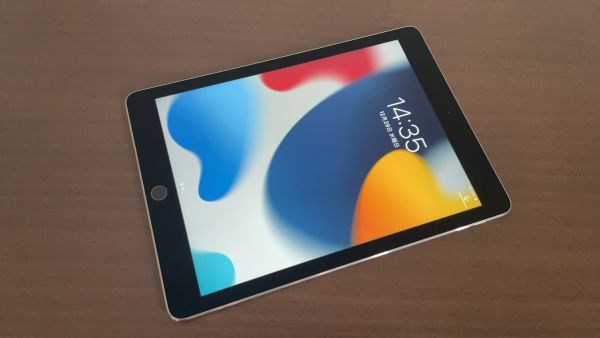 iPad Air2 Apple タブレット MGL12J/A 【14】 【公式通販】