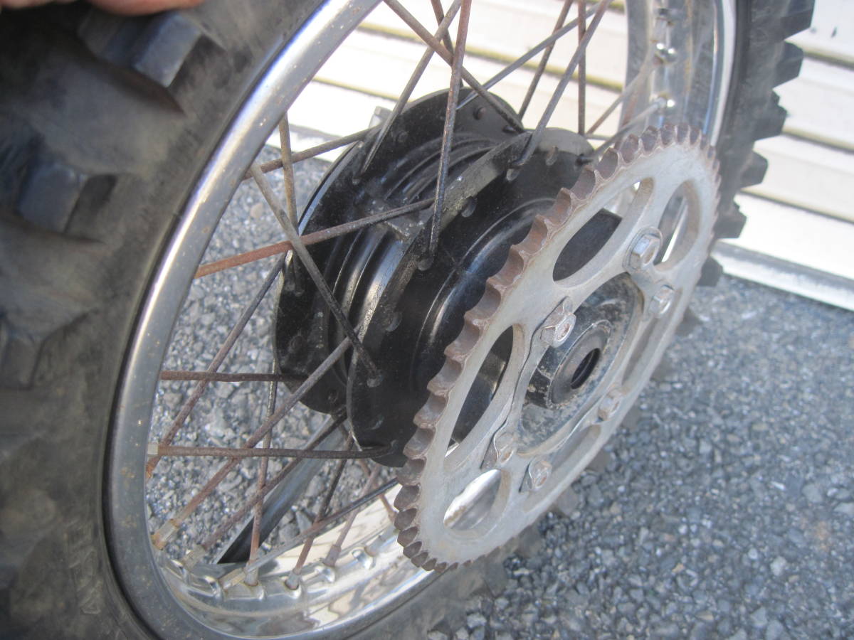 ヤマハYZ80用リヤスポークホイール J14x1，60 &51Tスプロケット他 適応 