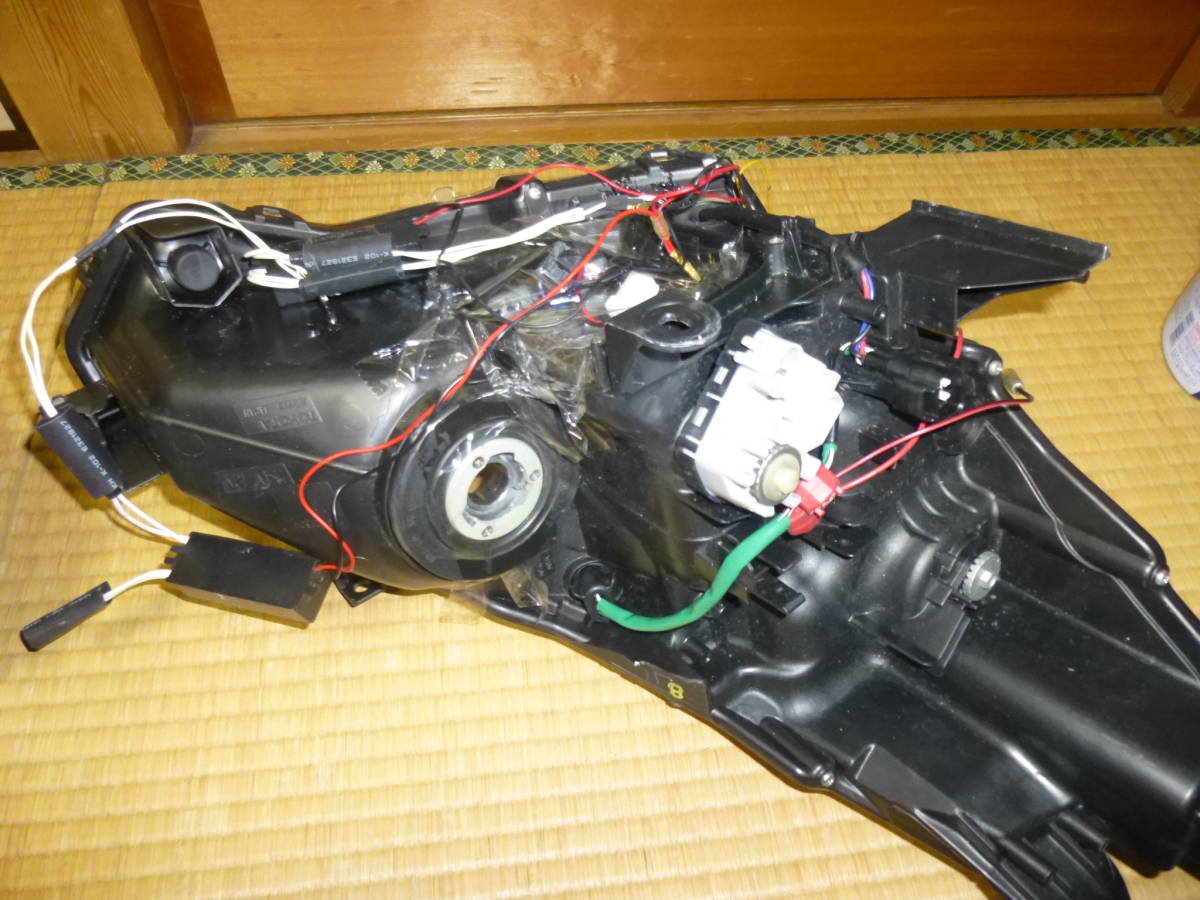 ジャンク 40系 前期 プリウスα US風 純正加工LEDヘッドライト 6連CCFL 