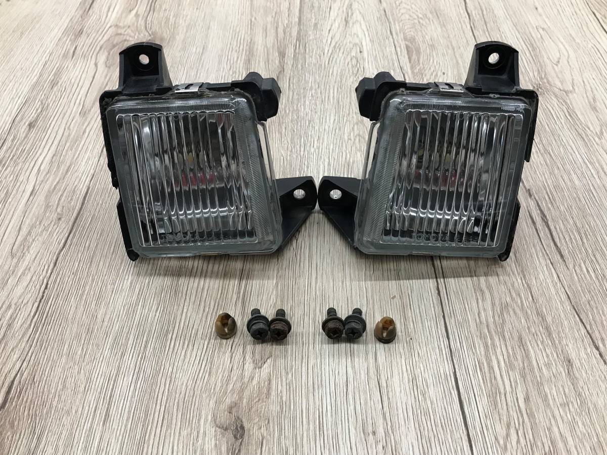☆ 希少 トヨタ 純正 AE86 カローラレビン レビン 後期 GT-APEX