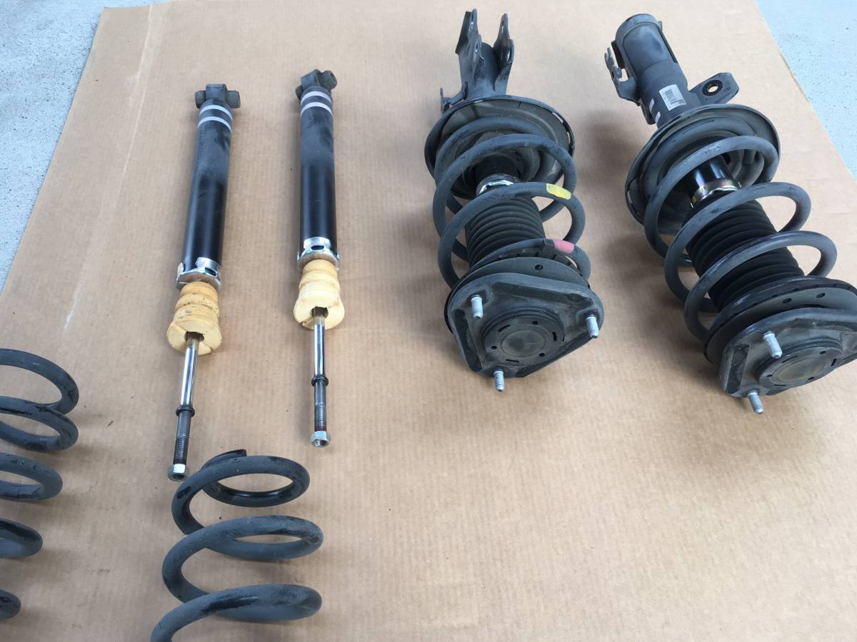 レクサス ct200h ダウンサス　zoom ズーム 　中古　前後　CT レクサス 純正 CT200h 足回り サスペンション 前後一式 中古品 【公式