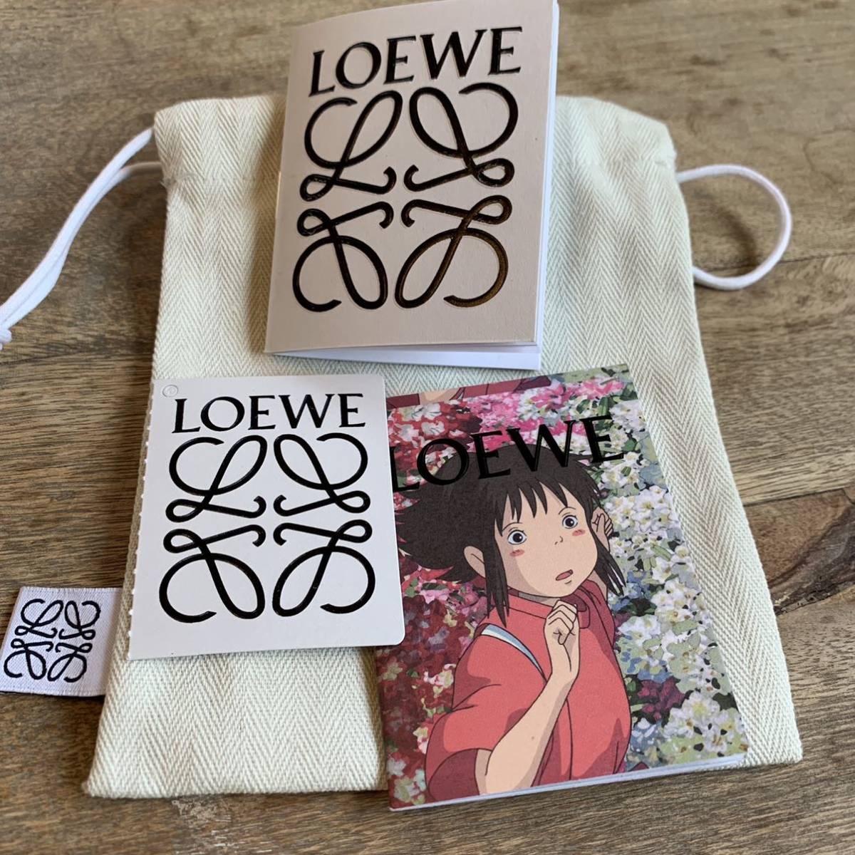 未使用品！LOEWE ロエベ 千と千尋の神隠し ススワタリ コインケース 