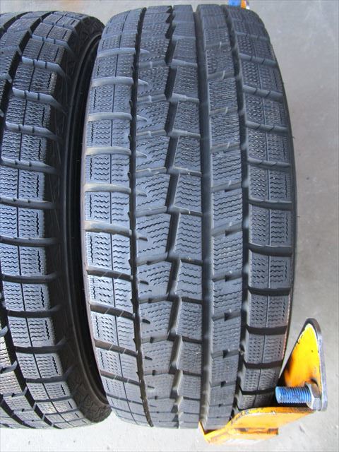 送料無料 スタッドレス 205/60R16 DUNLOP WINTERMAXX WM01 2014年製 4