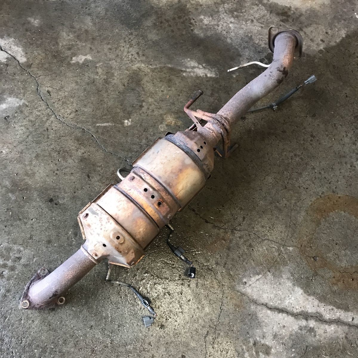 KDH 206V ハイエース ディーゼル車 触媒 コンバーター DPF ジャンク