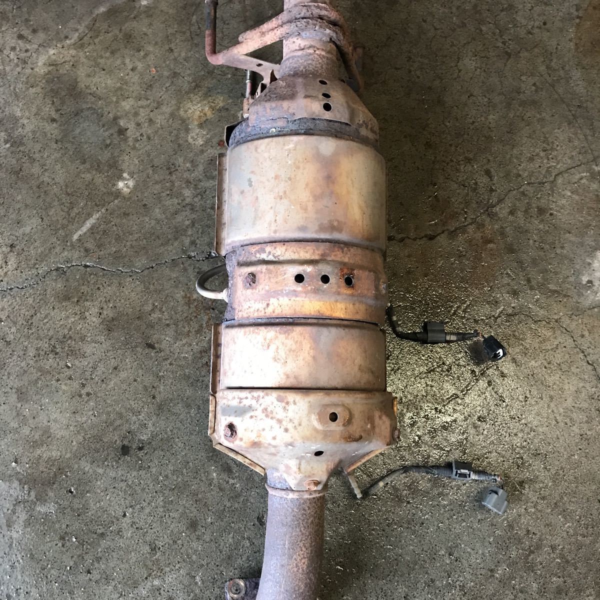 KDH 206V ハイエース ディーゼル車 触媒 コンバーター DPF ジャンク