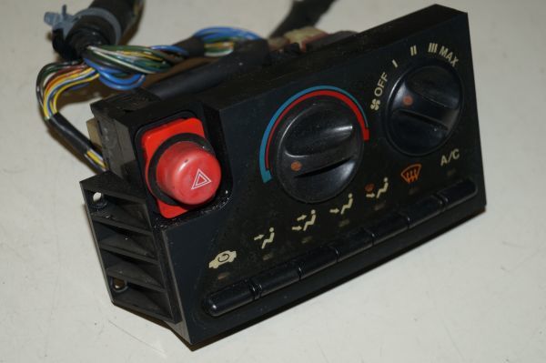 s1031964832.3