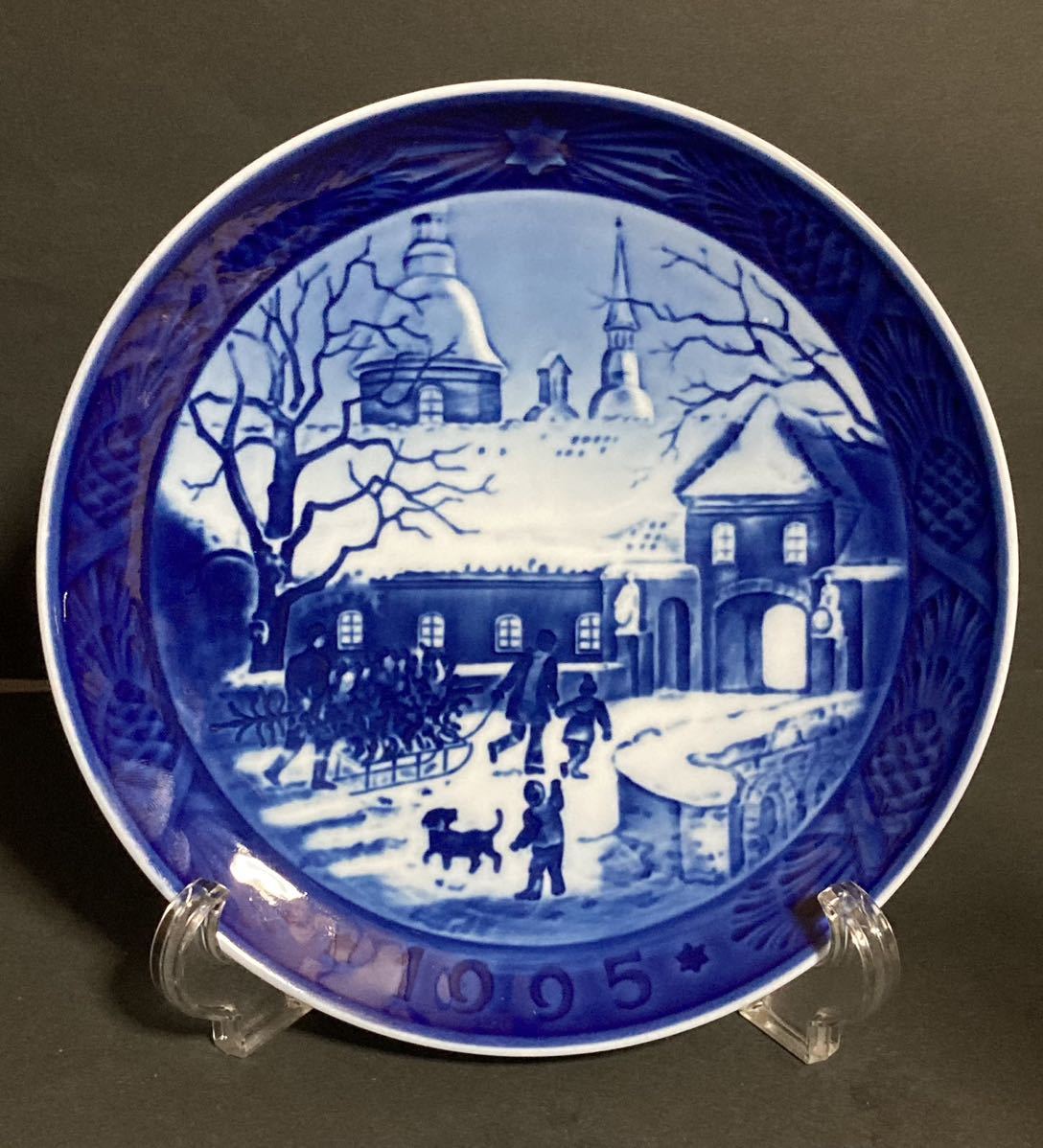 品質保証，本物保証 超極上＆超 ロイヤルコペンハーゲン 1995年 イヤープレート ROYAL COPENHAGEN マナーハウスのクリスマス 北欧 陶磁器 アンティーク(ロイヤルコペンハーゲン)｜売買されたオークション情報、yahoo ロイヤルコペンハーゲン