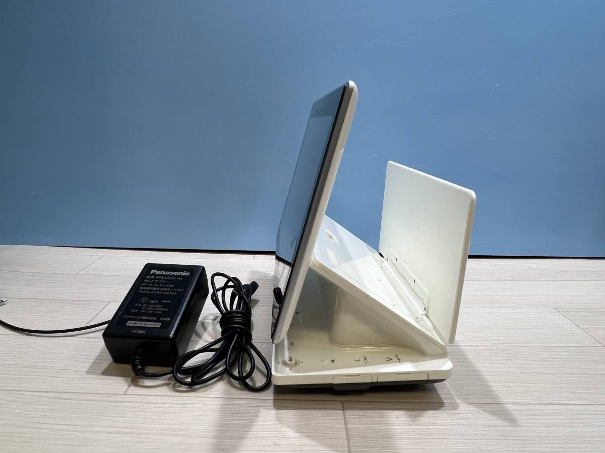 W1126　 Panasonic DMP-HV200 ポータブル地上デジタルテレビ - VIERA Panasonic 価格比較 [ブラック] Watch