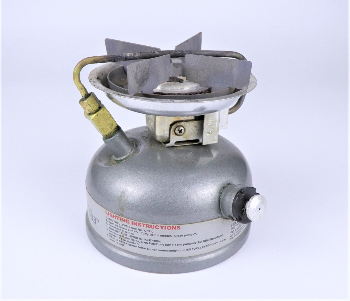 Coleman Dual Fuel 533 コールマン デュアルフューエル ガソリンバーナー 専用ケース付 ガソリンストーブ アウトドア キャンプギア Fewy01 ガソリン 売買されたオークション情報 Yahooの商品情報をアーカイブ公開 オークファン Aucfan Com