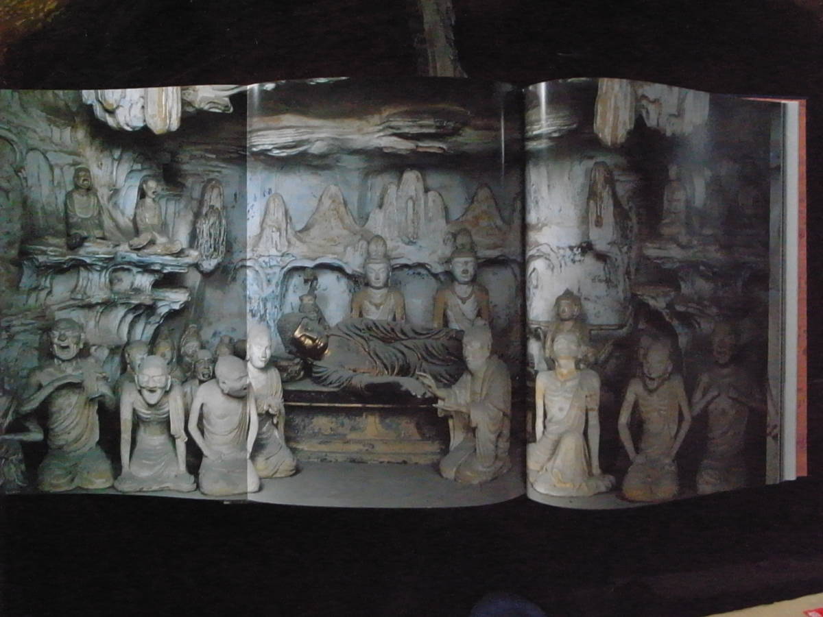 法隆寺 入江泰吉写真集 小学館 | 公式通販 入江泰吉 美品入江泰吉写真集 定価34,500円 本・雑誌・漫画 通販 |本 泰吉 入江 法隆寺: &frasl; メルカリ