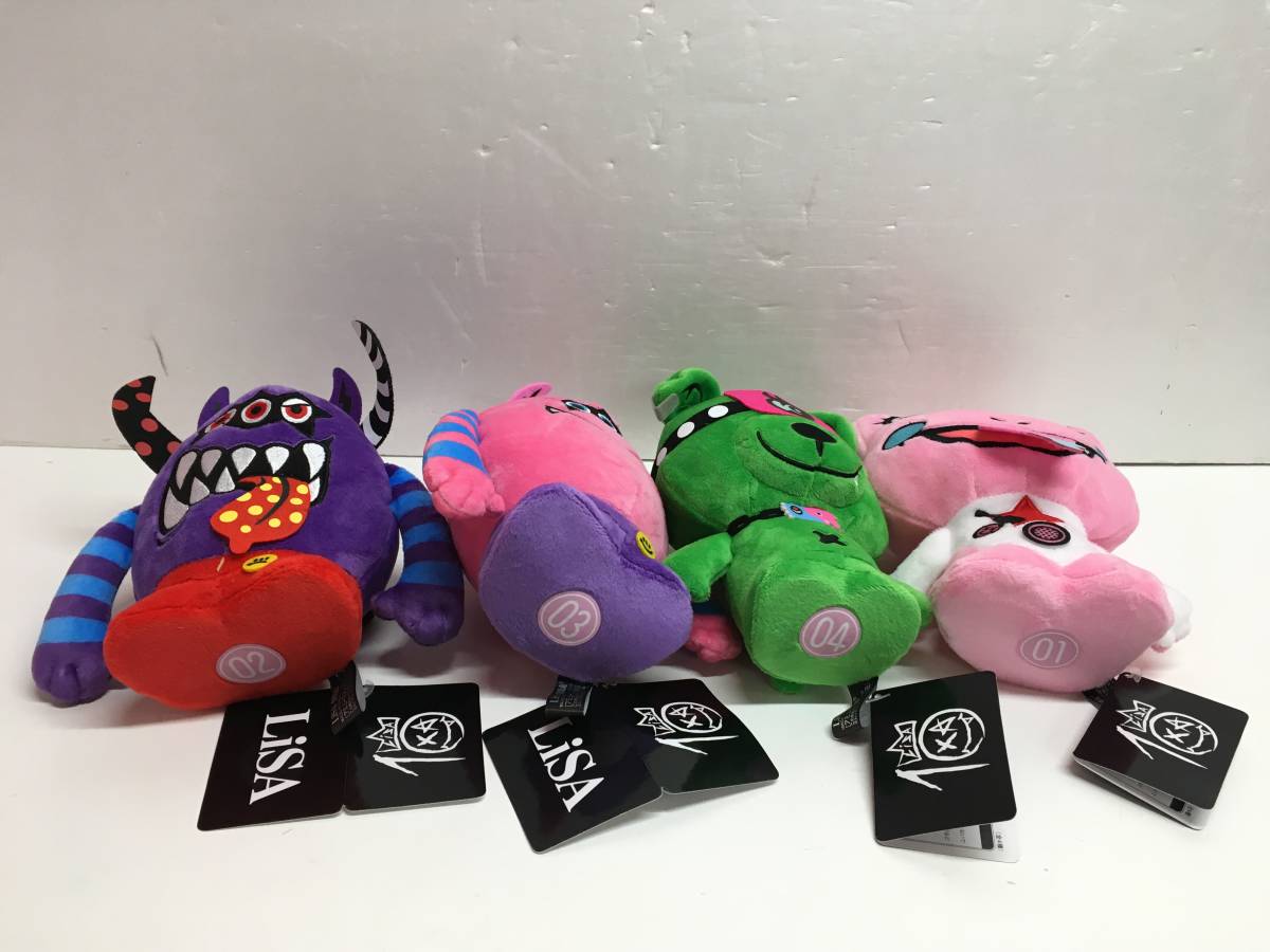 LiSA ドーナ&ナッツ ぬいぐるみ おいわいむーどっ | LiSAオフィシャル