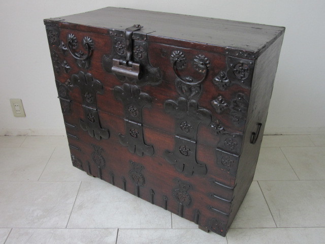 李朝家具 箪笥 バンダジ 卍金具 半閉櫃 錠前付 検/ バンダチ 衣裳箱 李
