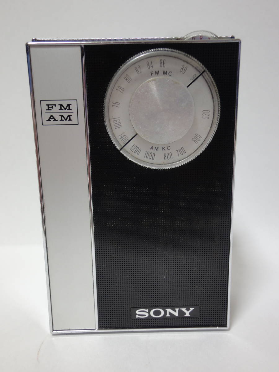 オーディオ機器 SONY TFM-850 ポータブルラジオ ジャンク