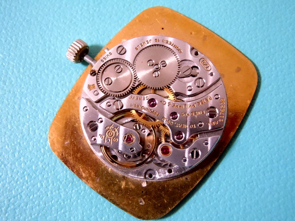 完動品　パテックフィリップ　PATEK PHILIPPE Cal.175 手巻き ムーブメント　リューズ付き　動作良好_1