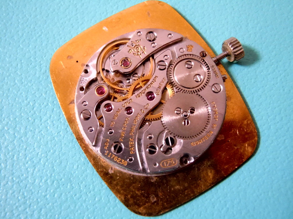 完動品　パテックフィリップ　PATEK PHILIPPE Cal.175 手巻き ムーブメント　リューズ付き　動作良好_5