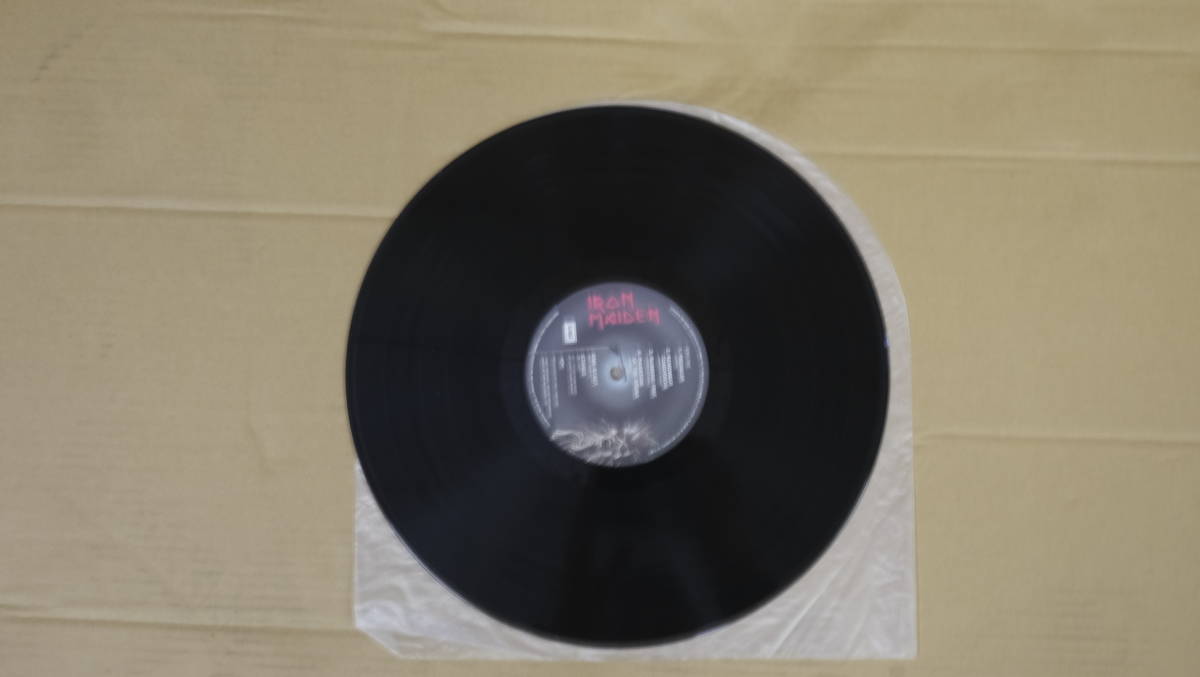 【極美品・希少ポスター付】アイアン・メイデン 国内盤帯付レコード 4枚セット アイアン・メイデン帯付国内盤中古レコードが入荷いたしました 極美品