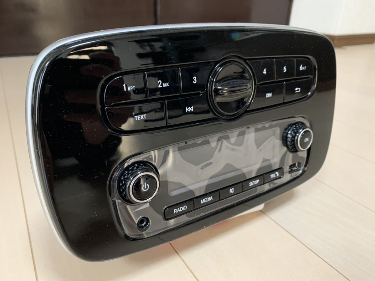 スマート 純正 オーディオ USB 接続 新車取り外し スマートフォーツー 